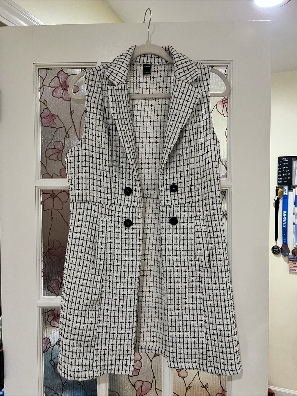 Women’s Sleeveless Tweed Long Vest Coat - Black & White